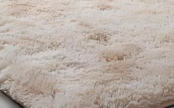 在使用地毯的時候，應(yīng)注意什么呢？